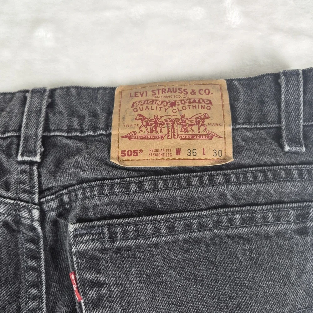 Vintage Levi's 505 Jeans Men's 36x30 (34x30) Black Regular Fit Straight Leg 90s